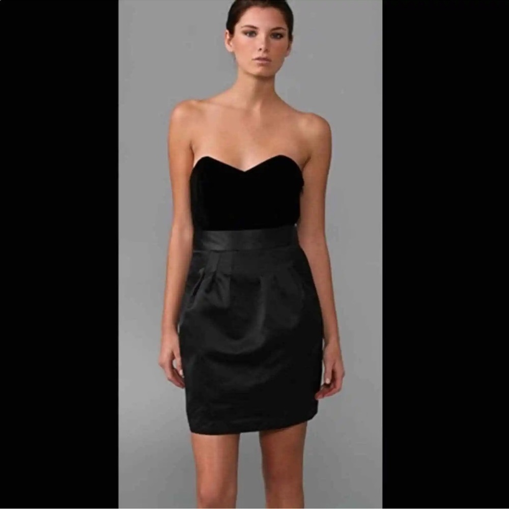Theory Black Velvet Top Strapless Sheath Dress Size 6 - Picture 2 of 4